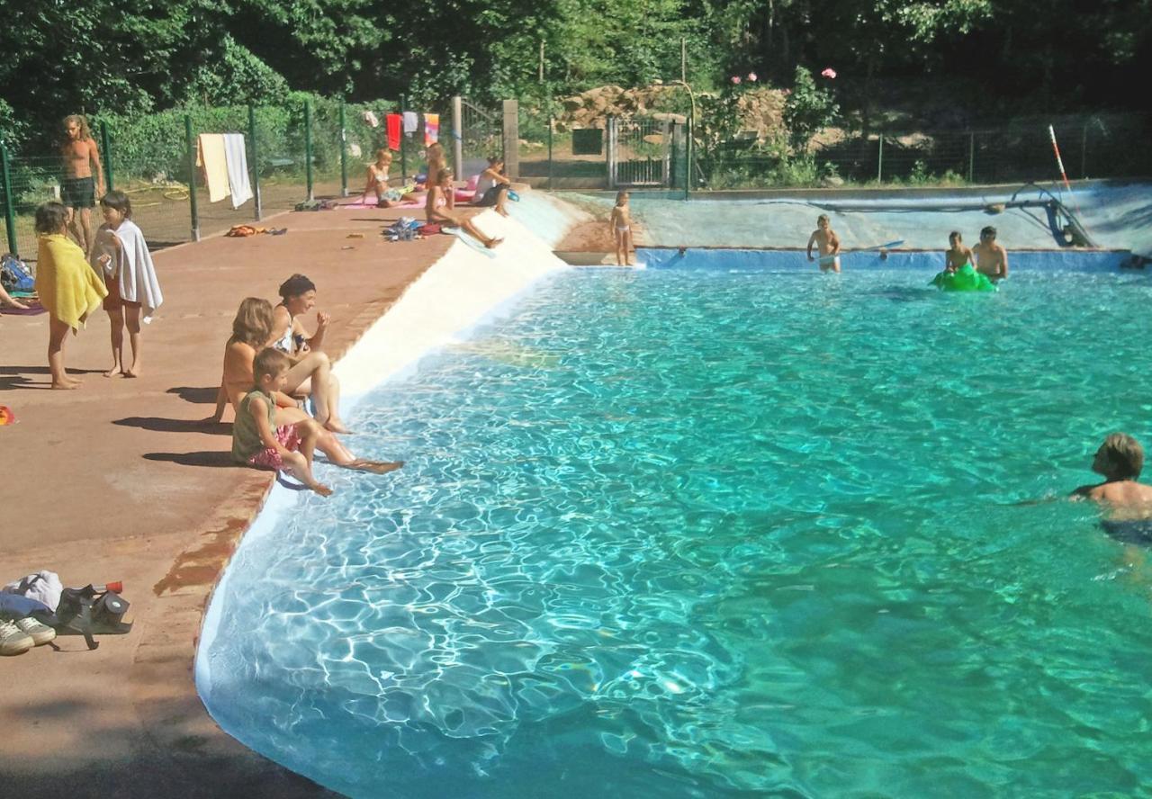 Camping le P'Tit Bonheur Escaro Ngoại thất bức ảnh